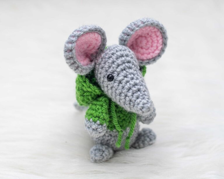 Mitzy & Mavis Mouse – Free Crochet Pattern